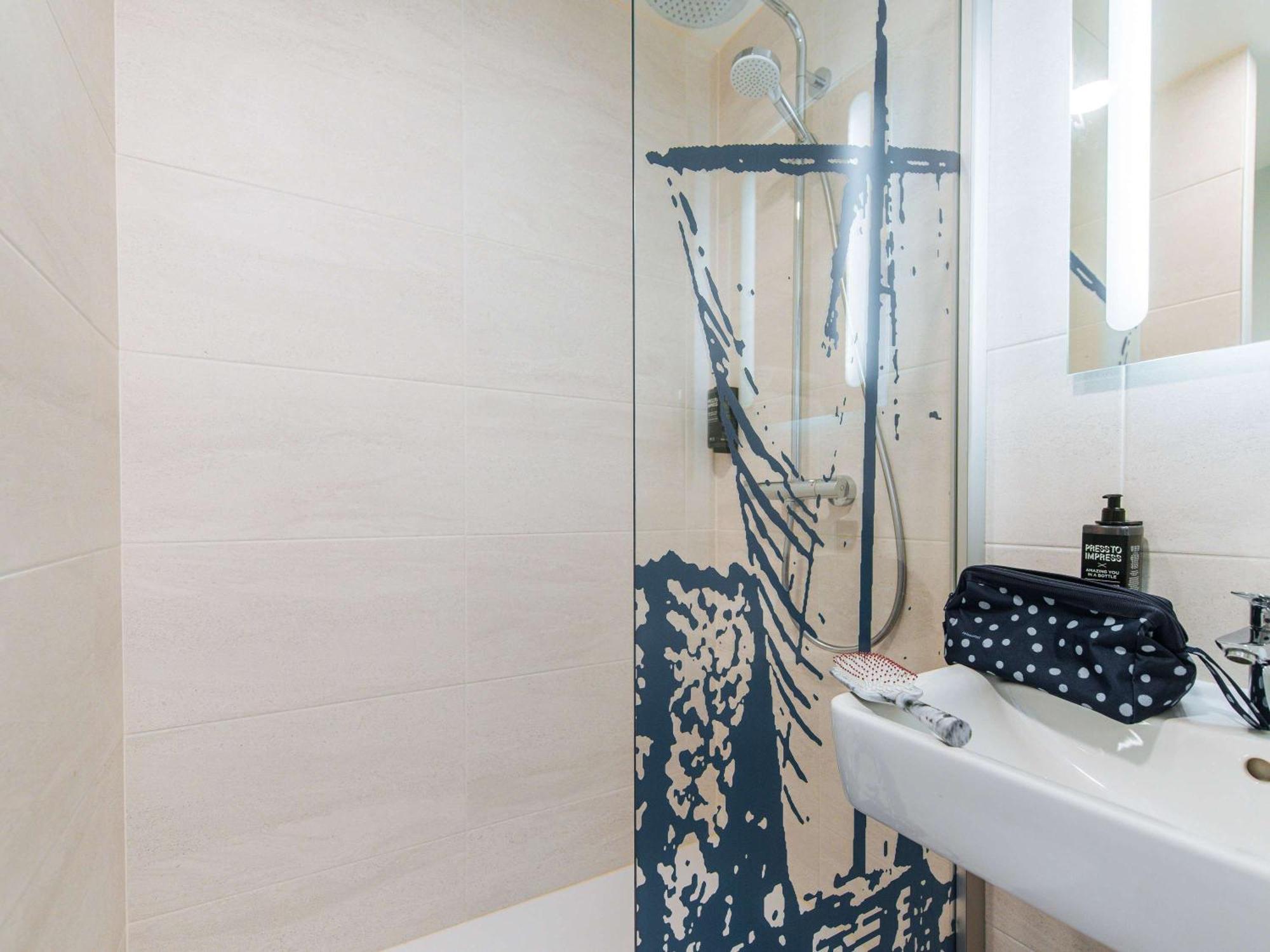 Ibis Styles Ancenis Centre Hotel Ngoại thất bức ảnh