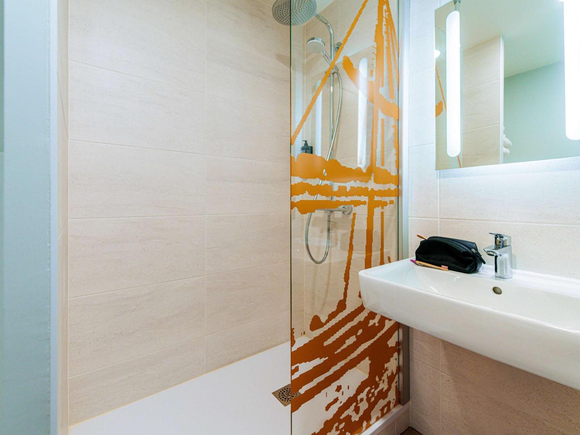 Ibis Styles Ancenis Centre Hotel Ngoại thất bức ảnh